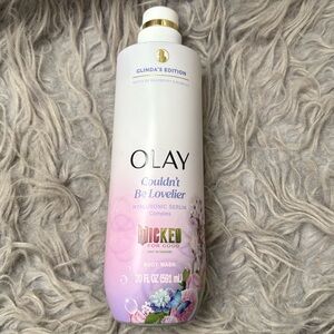 Olay x wicked Glindas edition couldn’t be lovelier body wash NWT